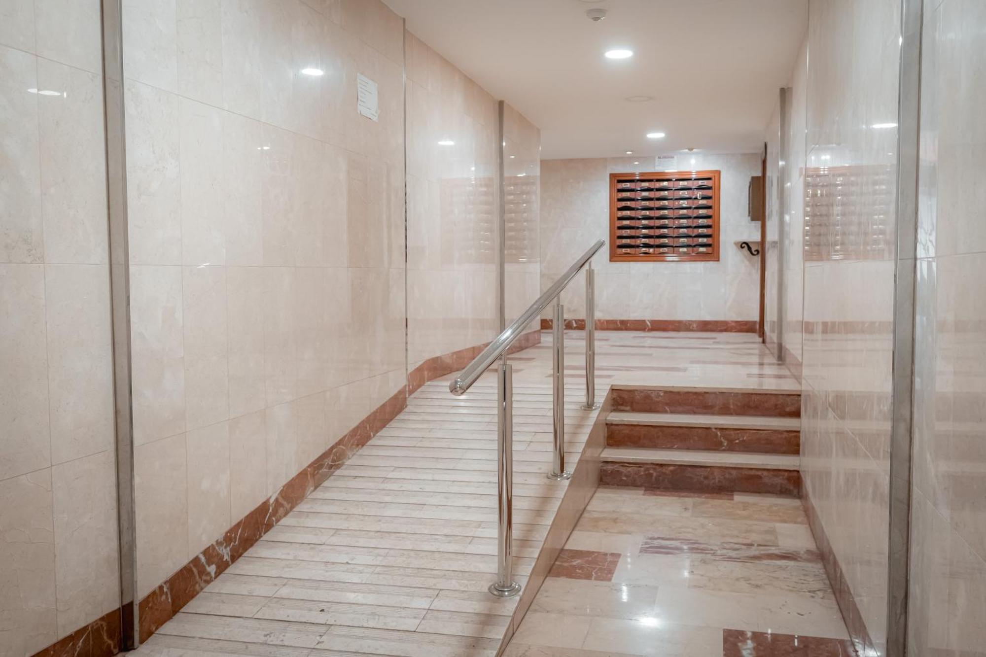Appartement Ibericabeds Figares à Grenade Extérieur photo